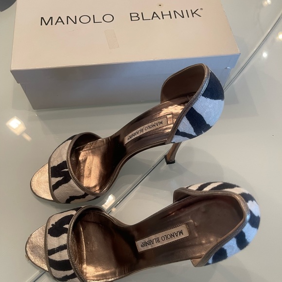 Zebra print Manolo Blahnik heels - Picture 2 of 16